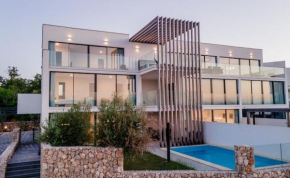 Deluxe Apartment Rova with private pool and sea view